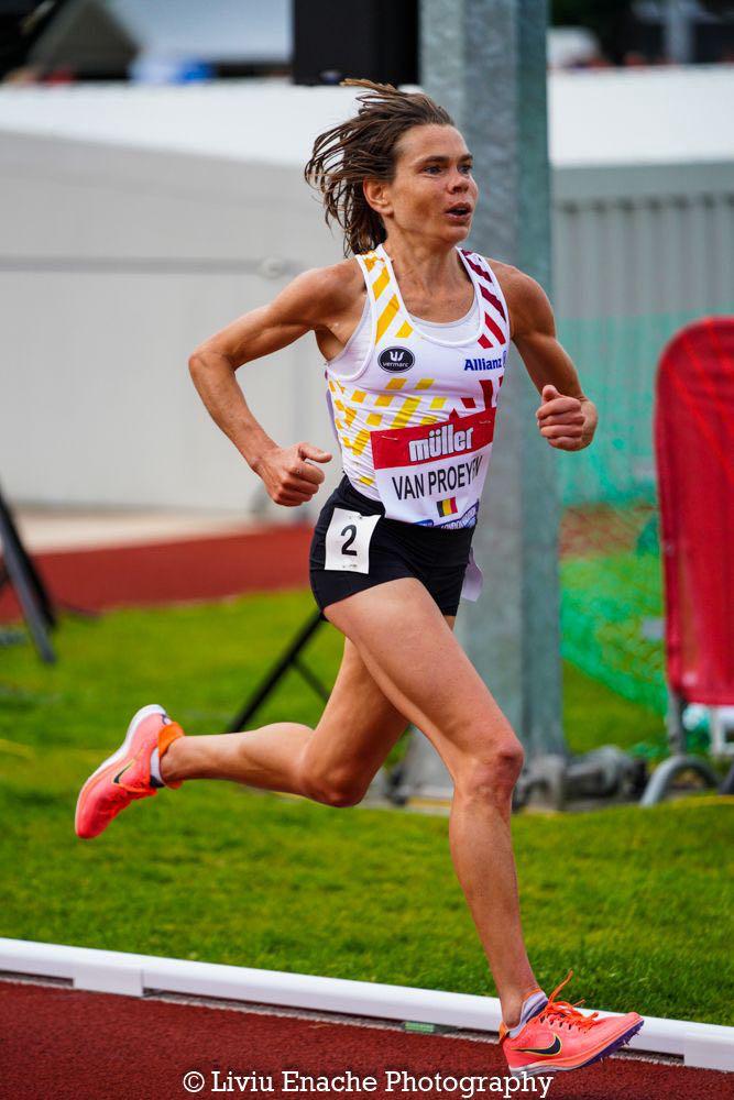 Karen Van Proeyen -